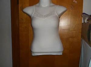 BRAND NEW LADY'S NO BOUNDARIES LACE PEACH CAMI in ARTIC WHITE - Picture 1 of 3