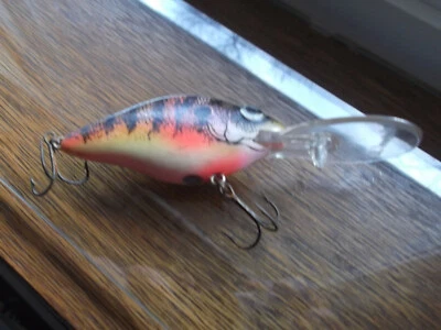 Hard to Find Older Lazy Ike Natural Ike,3" Model Deep Runner,Bluegill - Image 1 of 4
