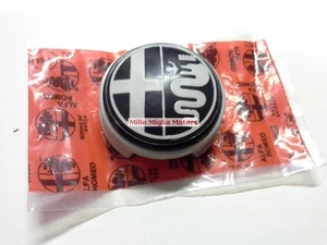 Alfa Romeo sud sprint 33 center wheel badge cover cap (price each) - Picture 1 of 1