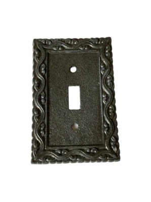 Cubierta de placa de luz de pared de palanca única grabada plateada decorativa vintage sin marca Foto 1 de 4