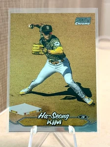 2024 Topps Stadium Club Ha-Seong Kim Chrome Gold Minted Refractor #204 Padres - Picture 1 of 2