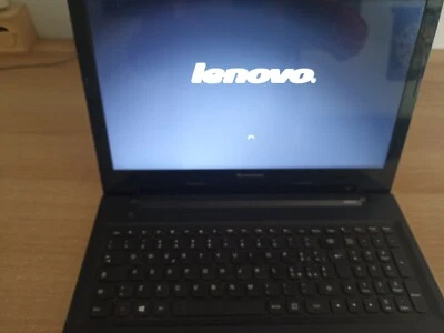 pc portatile in buone condizioni, marca Lenovo. Usato poco, solo un po' lento - Immagine 1 di 4