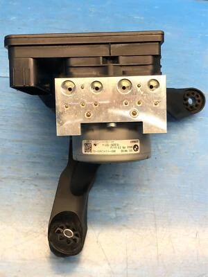 2018-2020 BMW X2 F39 2.0L ABS BRAKE PUMP W/ MOUNT BRACKET 6891409 61820400DDB - Image 1 of 4