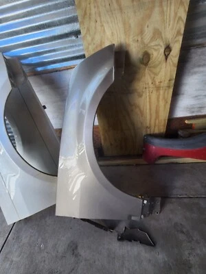 2004 2005 2006 2007 CADILLAC SRX RIGHT PASSENGER FENDER GOLD - Image 1 of 4