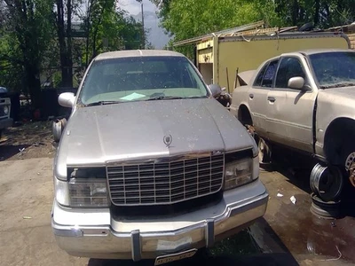 Windshield Wiper Motor Fits 87-99 BONNEVILLE 1036941 - Image 1 of 4