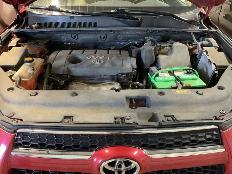 Grille Upper Limited Fits 09-12 RAV4 4508513 - Image 1 of 1