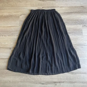 Misook Black Accordion Skirt Small Lined Pull On Elastic Waist - Picture 1 of 18