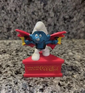 Vintage Schleich Peyo Hangglider Smurf With Base Hong Kong HTF Rare - Picture 1 of 8