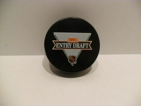 1991 NHL Draft Hockey Puck - BRAND NEW!  Buffalo Sabres Eric Lindros #1 Pick Cover