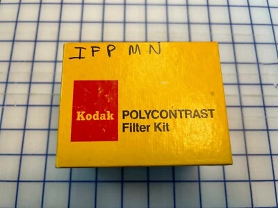 Vintage KODAK POLYCONTRAST FILTER SET  IN BOX w/HOLDER, SET OF 7 FILTERS - Image 1 of 3