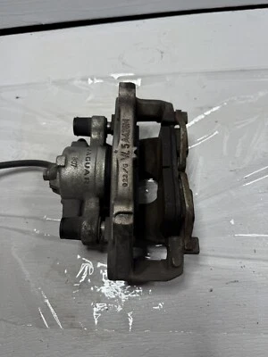  Pinza de freno delantera izquierda/lado del conductor Jaguar XE 2017-2020 OEM Foto 1 de 4