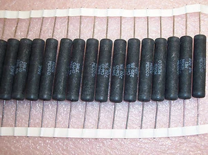 QTY (10) 22 Ohm 10W-13W 5% INDUSTRIAL POWER WIREWOUND RESISTORS CW10-22-5 DALE - Picture 1 of 4