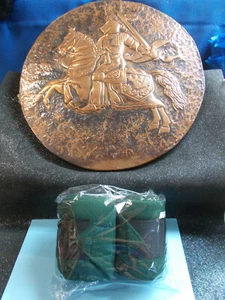 LOVELY GREEN POLYESTER HORSE BANDAGES MADE IN INDIA PAIR ( 2 ) NEW SELF GRIP # E - Picture 1 of 10