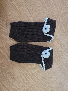 Stulpen gestrickt, Beinwärmer Strümpfe warm Winter Braun m. abnehmb.Blume - Bild 1 von 2