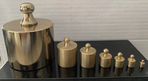 7 Piece calibration weight set 1g 5g 10g 20g 50g 100g 1000g - Picture 1 of 3