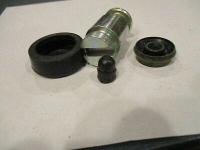 NUINE FRONT OE QUALITY MAJOR WHEEL CYLINDER KIT, FITS TOYOTA COROLLA KC,3K-C  - Image 1 of 2