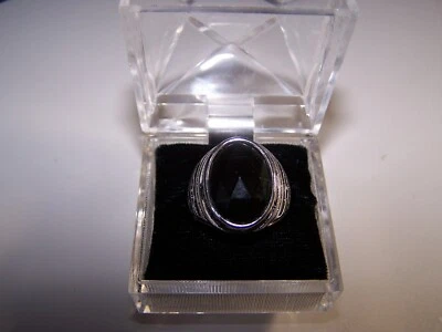 NUEVO ANILLO SOLITARIO PLATA HOMBRE 6 QUILATES ÓNIX NEGRO DISEÑO GRIEGO TALLA 7 1/2  Foto 1 de 4