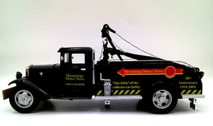 Hemmings Motor News CROWN JEWELS COLLECTION 1934 FORD TOW TRUCK BANK 1:24 Scale - Picture 1 of 24