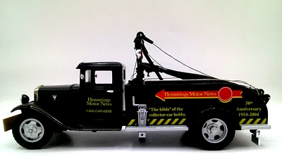 Hemmings Motor News CROWN JEWELS COLLECTION 1934 FORD TOW TRUCK BANK  1:24 Scale - Image 1 of 4