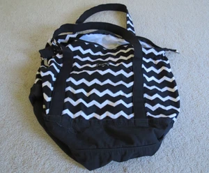 Thirty-One Weekender Black White Chevron Zippered Tote Bag - Picture 1 of 11