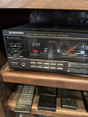 Vintage 1986 Pioneer VSX-5000 Stereo Receiver/Amplifier 100 - Image 1 of 4