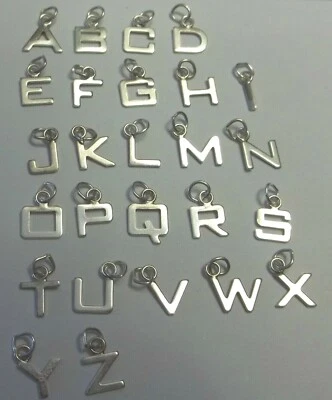 PEQUEÑO Dije Inicial Letra Alfabeto Plata Esterlina 12MM Largo Plano Delgado! Foto 1 de 3