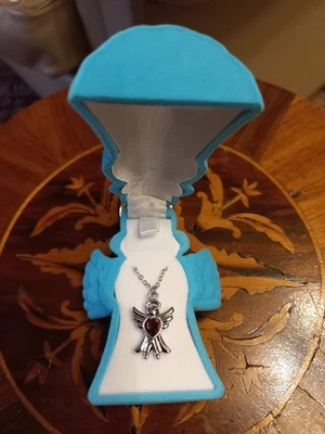 Virca Angelo Azzurro Catenina Charm Angelo Cuore Rosso - Immagine 1 di 4