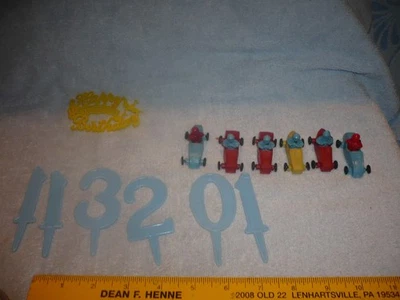 Coches de carreras pequeños y números adornos para pasteles decoración vintage plástico envío gratuito Foto 1 de 3