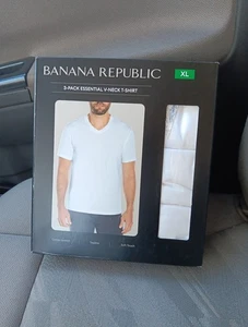 Banana Republic Confezione da 3 Magliette Essential Scollo a V Uomo, Bianco, Taglia XL NUOVE - Foto 1 di 5