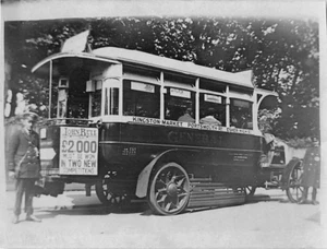 FOTOTRANSPORT EIN KINGSTON MARKET PORTSMOUTH RD ESHER HIGH ST BUS RP - Bild 1 von 1
