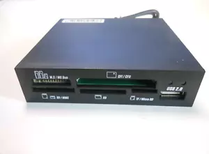 Evo Labs E-1336 3.5" Internal Multi Card Reader - Picture 1 of 2
