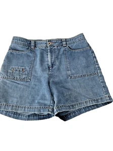 Dockers Shorts Womens Size  8 Denim Shorts High Rise Ideal Fit Flat Front - Picture 1 of 10