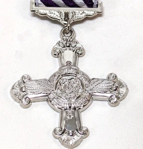 WW2 Distinguished Flying Cross DFC Royal Air Force Medal RAF gallantry Australia - Picture 1 of 4