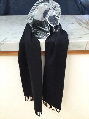 BUFANDA DE CACHEMIR NEGRO LORO PIANA• 55” X 13” • ITALIA • Impecable Foto 1 de 4