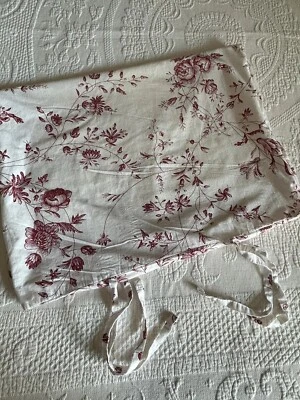 IKEA ALVINE SKON Almohada Falsa Blanco Rojo Floral Estándar Foto 1 de 4