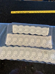 VINTAGE TROUSSEAU-HIGH END DECORATIVE BATHROOM TOWELS- 3 Piece Set - Picture 1 of 9