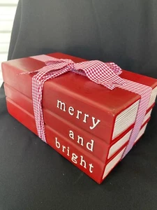 Wind & Wetter beleuchtete Merry and Bright Urlaub Buch Deko - Bild 1 von 6