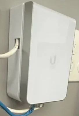 MULDERSMAKES UniFi UAP-AC-IW U5 Halterung an der Wand