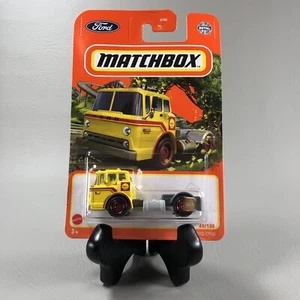 Matchbox 2022 1965 FORD C900 MBX Highway Shell marchio scala 1:64 - Foto 1 di 8