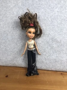 Muñeca de moda Bratz Forever Diamondz Yasmin 2001 MGA Entertainment - Imagen 1 de 9
