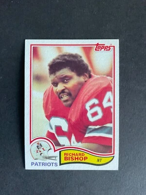 Richard Bishop 1982 Topps Football Card #143 - New England Patriots - NM - Image 1 of 2