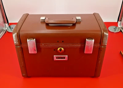 vintage Ultralite Samsonite Shwayer Bros. luggage train case box - Image 1 of 4