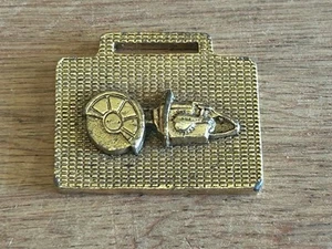 Homelite Concrete Cement Saw Watch FOB Brass Tone Vtg Construction Advertising - Picture 1 of 24