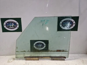 RANGE ROVER CLASSIC NEAR SIDE FRONT DOOR GLASS - Picture 1 of 3