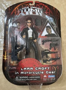 Tomb Raider Lara Croft in Motorcycle Gear Action Figure  (Playmates, NEW) - Picture 1 of 10