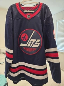 Camiseta Winnipeg Jets Adidas Primegreen NHL Auténtica 3ª Talla 52 Dillon - Imagen 1 de 16