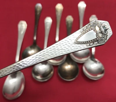 8 Pc 1916 HERALDIC Silverplated JELLY SUGAR & BOUILLON SPOONS 1847 Rogers Bros - Image 1 of 4