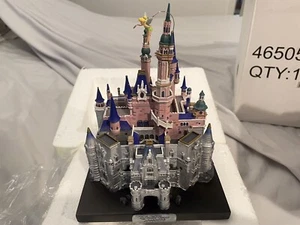 Enchanted Storybook Castle Figure – Shanghai Disneyland – Disney100 - Picture 1 of 9