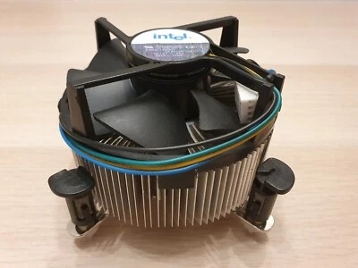 Intel D34223-002 F09A-12B3S1 Fan 12V + Heatsink Socket 775 - Good condition - Image 1 of 4