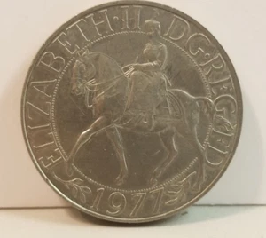 1977 GREAT BRITAIN 25 PENCE - Elizabeth II - SILVER JUBILEE - Queen on Horse - Picture 1 of 19